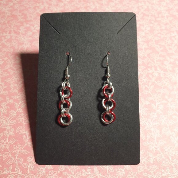 Handmade Jewelry - Chainmail Earrings Silver Red Lightweight Aluminum Rings Fishhook Backings